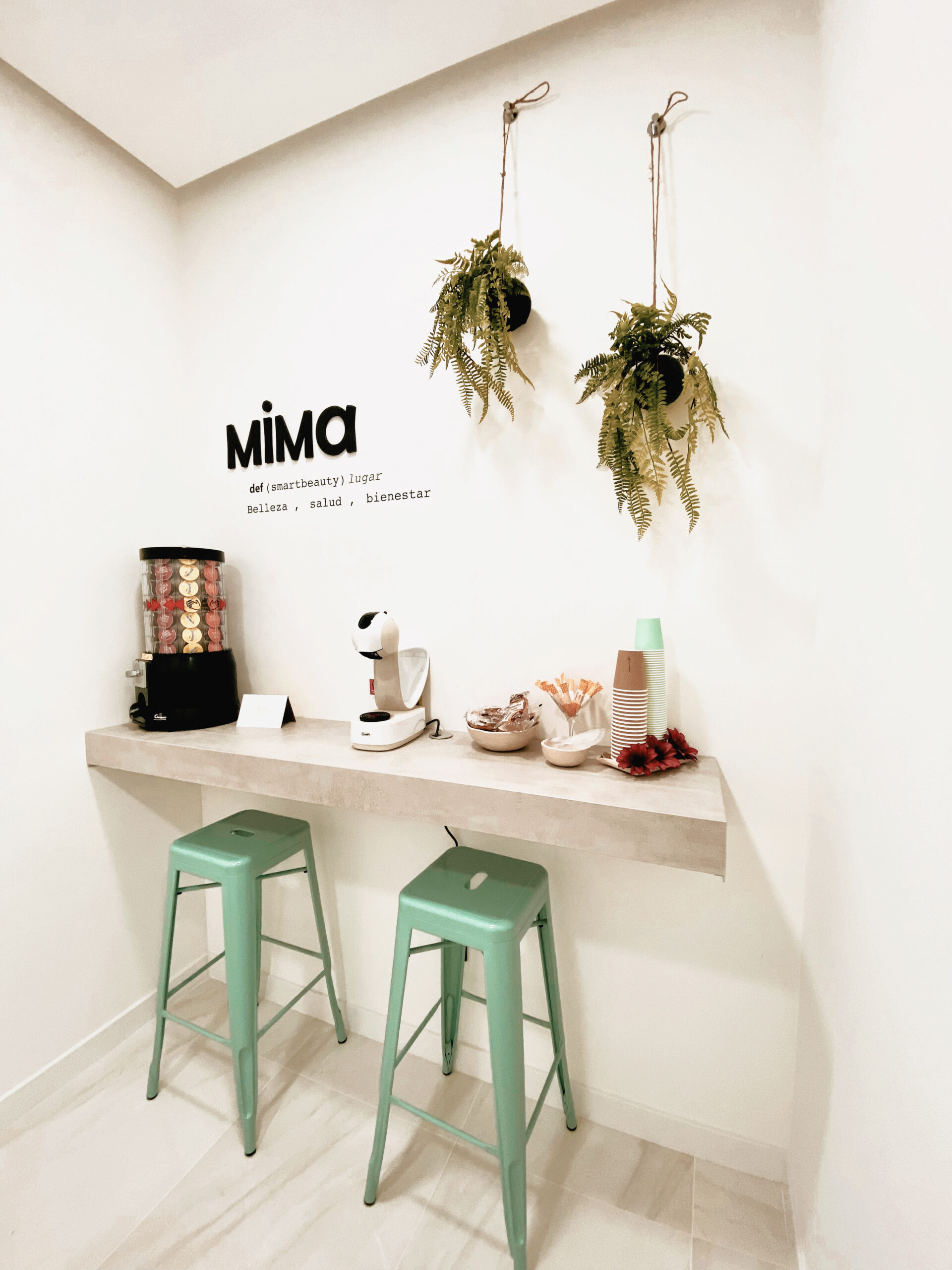Rincón del café de Mima Estética Avanzada